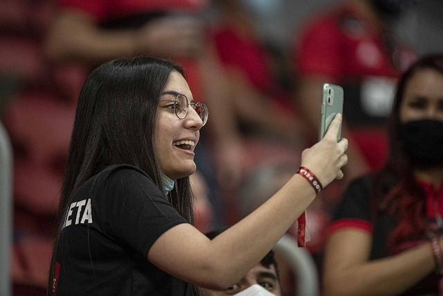 而欧联赛中 而欧联赛中